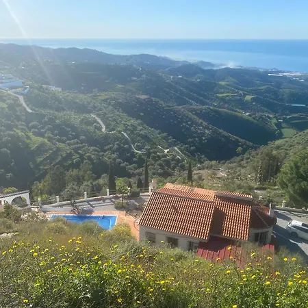 Lantana Villa *